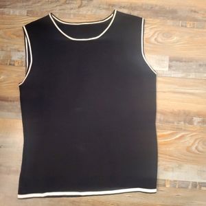 MEDIUM | black top